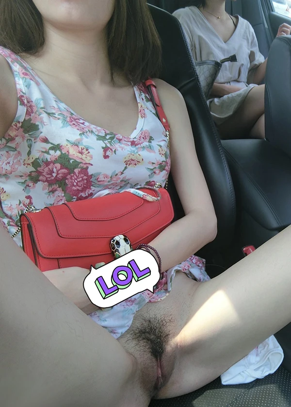 露出系少妇@zlovethree 尺度私拍视图合集2