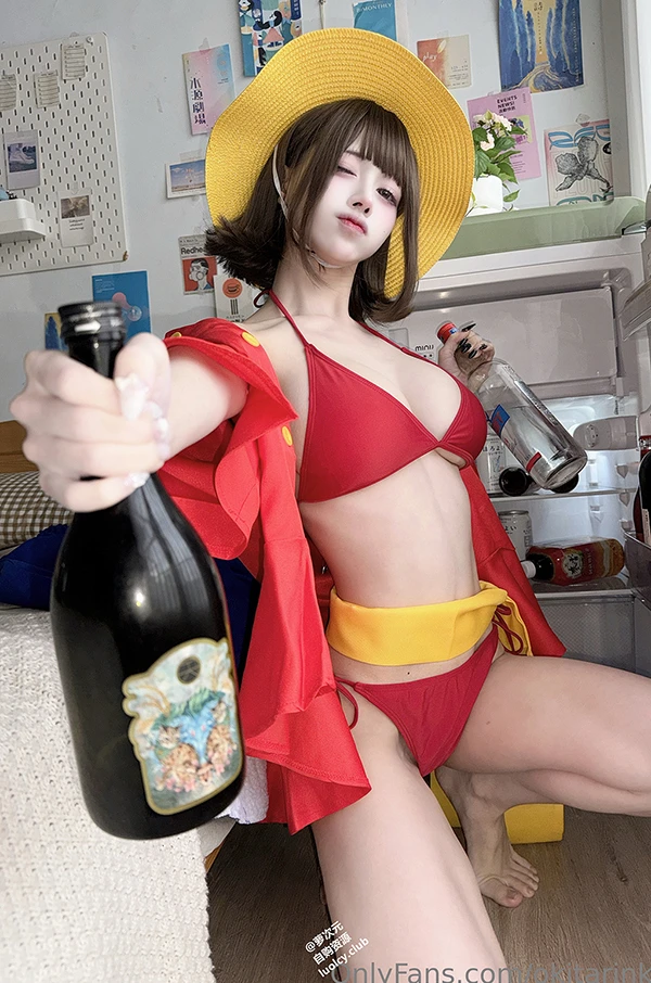 巨乳福利姬沖田凜花Rinka 草帽海贼无圣光图集